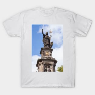 Fountain; Hansa fountain; Hansaplatz; St. George; Hamburg; Germany; Europe T-Shirt